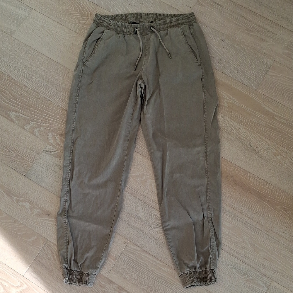 Zara Pale Green Jogger Pants - XS/S